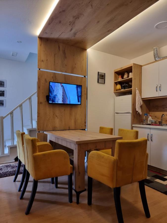 Vila Elektra * Tirana