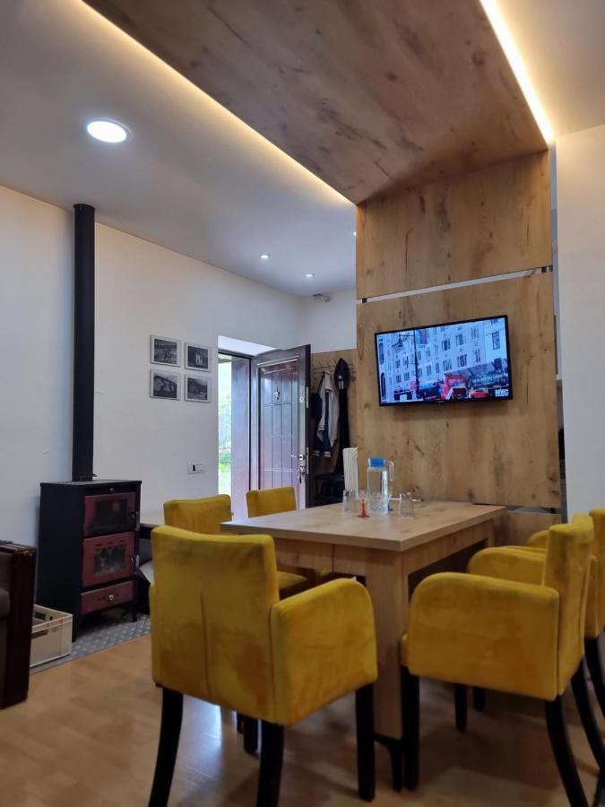 Vila Elektra * Tirana